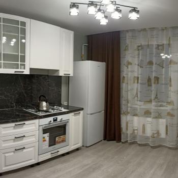 Сдается 1-комнатная квартира, 43 м²