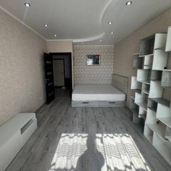 Сдается 1-комнатная квартира, 42,2 м²
