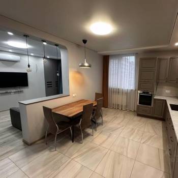 Продается 3-х комнатная квартира, 79 м²