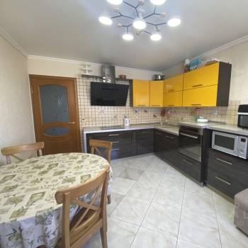 Продается 3-х комнатная квартира, 81,2 м²