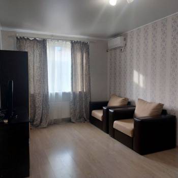 Сдается 1-комнатная квартира, 39 м²