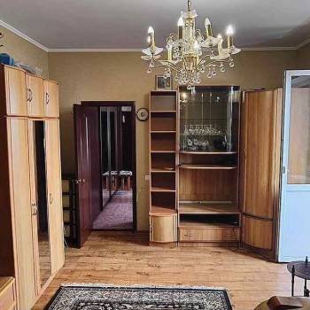 Сдается 1-комнатная квартира, 40 м²
