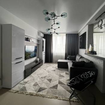 Сдается 2-х комнатная квартира, 64 м²