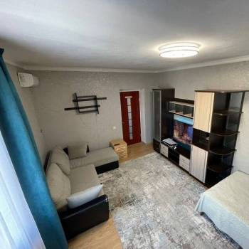 Продается 1-комнатная квартира, 42,3 м²