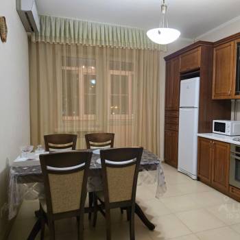 Сдается 2-х комнатная квартира, 85 м²