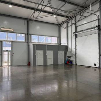 Сдается Нежилое помещение, 1500 м²