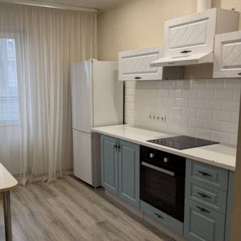 Сдается 1-комнатная квартира, 40 м²