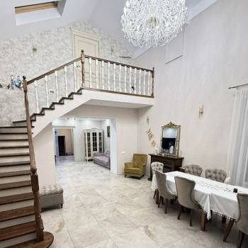Продается Дом, 195 м²