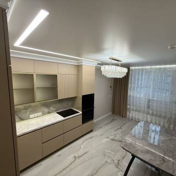 Продается 1-комнатная квартира, 50,8 м²