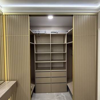 Продается 1-комнатная квартира, 50,8 м²