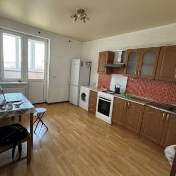 Сдается 1-комнатная квартира, 45 м²