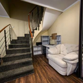 Продается Многокомнатная квартира, 107,3 м²
