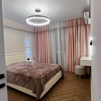 Продается 2-х комнатная квартира, 70 м²