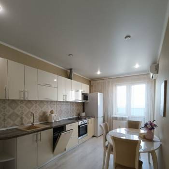Сдается 1-комнатная квартира, 43 м²