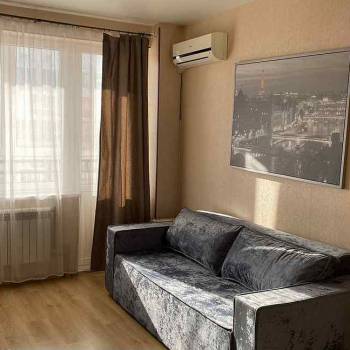 Сдается 1-комнатная квартира, 45 м²