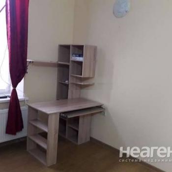 Продается 1-комнатная квартира, 44 м²