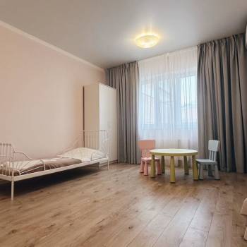 Сдается 2-х комнатная квартира, 80 м²