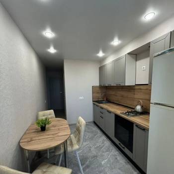 Сдается Многокомнатная квартира, 68 м²