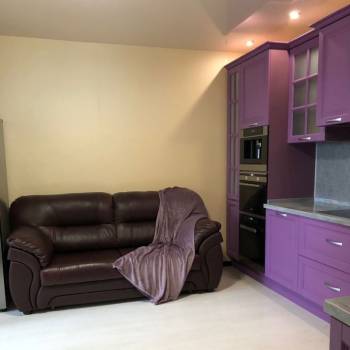 Продается 1-комнатная квартира, 60 м²