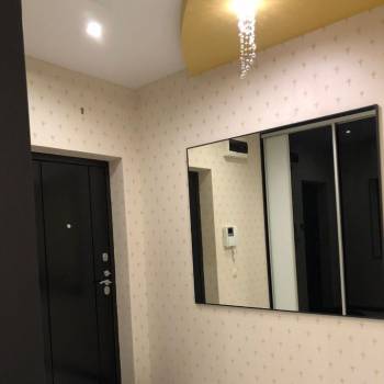 Продается 1-комнатная квартира, 60 м²