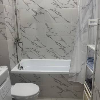 Сдается 1-комнатная квартира, 42 м²