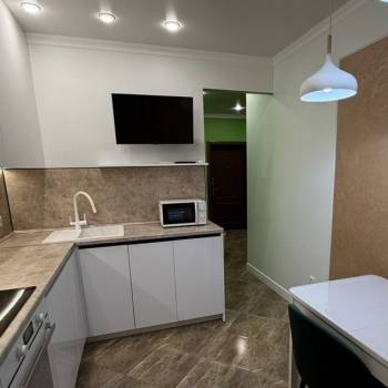 Сдается 1-комнатная квартира, 38 м²