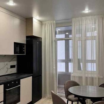 Сдается 1-комнатная квартира, 42 м²