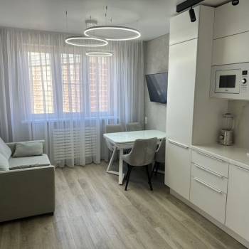 Сдается 2-х комнатная квартира, 58 м²