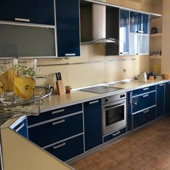 Сдается 2-х комнатная квартира, 90 м²