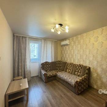 Сдается 1-комнатная квартира, 39 м²