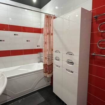 Сдается 2-х комнатная квартира, 77,6 м²