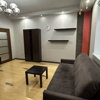 Сдается 2-х комнатная квартира, 77,6 м²