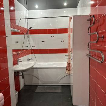 Сдается 2-х комнатная квартира, 77,6 м²