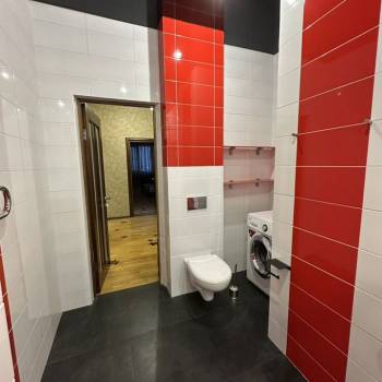 Сдается 2-х комнатная квартира, 77,6 м²