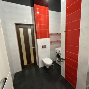 Сдается 2-х комнатная квартира, 77,6 м²
