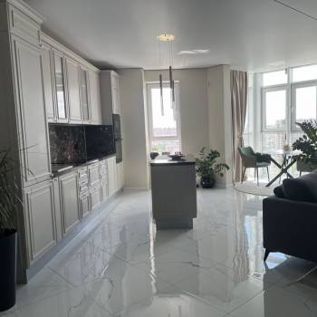 Продается 2-х комнатная квартира, 85,8 м²