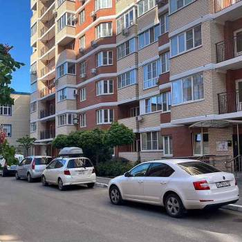 Сдается 1-комнатная квартира, 39 м²