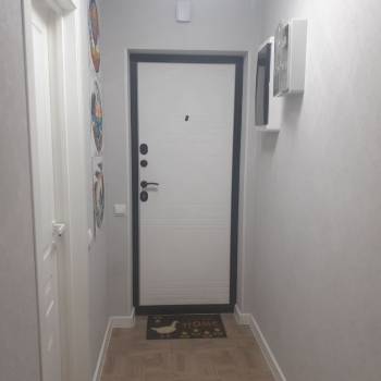 Продается Многокомнатная квартира, 76 м²