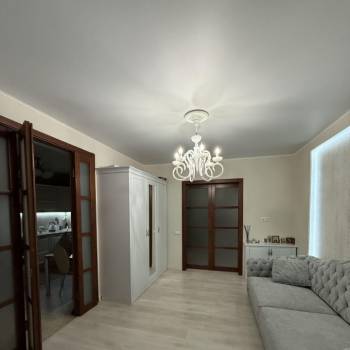 Сдается 2-х комнатная квартира, 70 м²