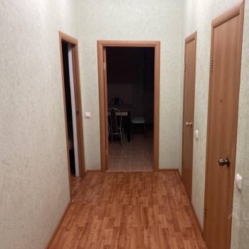 Сдается 1-комнатная квартира, 52 м²