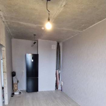 Продается 1-комнатная квартира, 38 м²