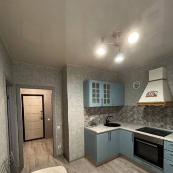 Продается 1-комнатная квартира, 32 м²
