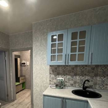 Продается 1-комнатная квартира, 32 м²