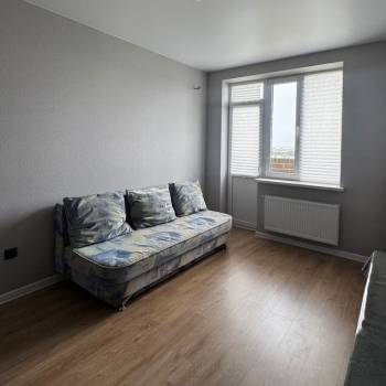 Сдается 1-комнатная квартира, 38,6 м²
