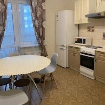 Сдается 1-комнатная квартира, 39 м²