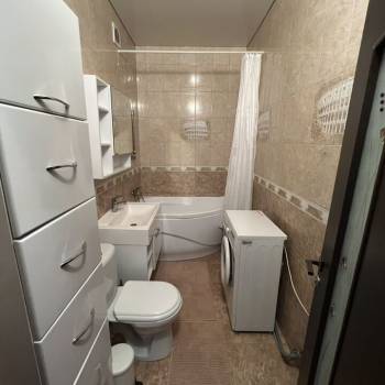 Сдается 1-комнатная квартира, 44 м²
