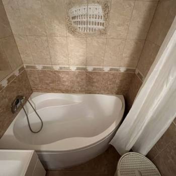 Сдается 1-комнатная квартира, 44 м²