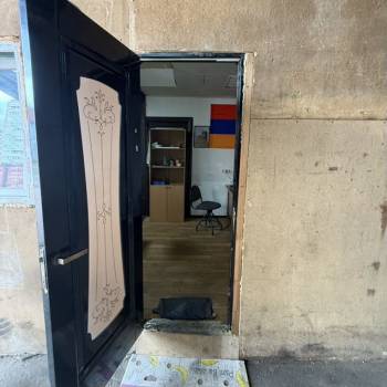 Сдается Нежилое помещение, 330 м²