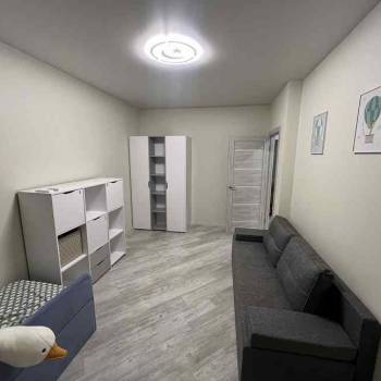 Сдается Многокомнатная квартира, 75,9 м²