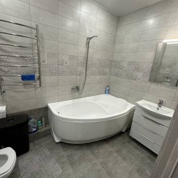 Сдается Многокомнатная квартира, 75,9 м²